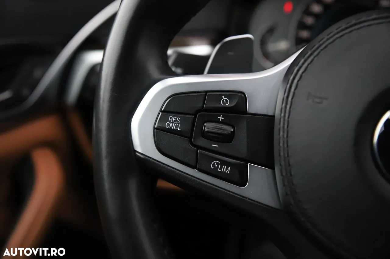 BMW Seria 5 530e AT PHEV - 12