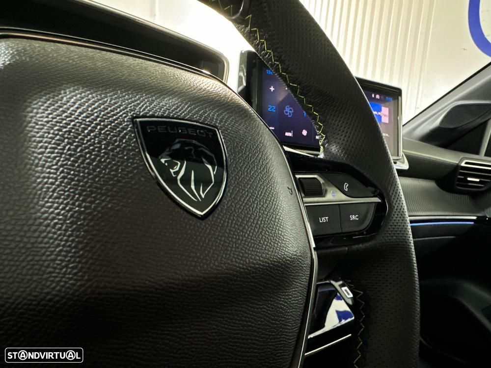 Peugeot e-208 51 kWh GT - 44
