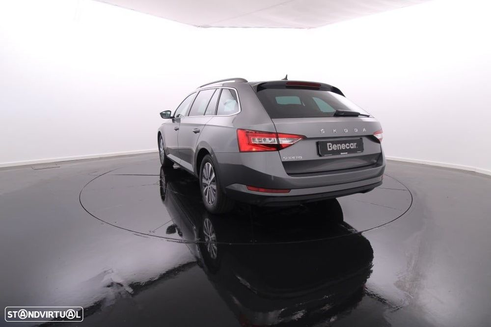 Skoda Superb Break 2.0 TDI Ambition DSG - 5