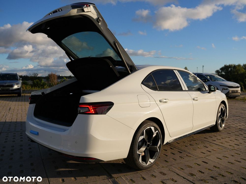 Skoda Superb - 16
