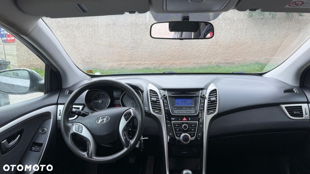 Hyundai i30 blue 1.6 CRDi Style - 23