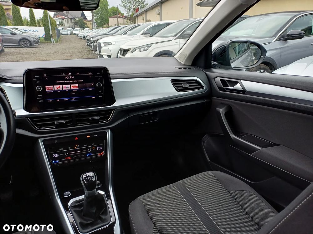 Volkswagen T-Roc 1.0 TSI OPF Style - 24