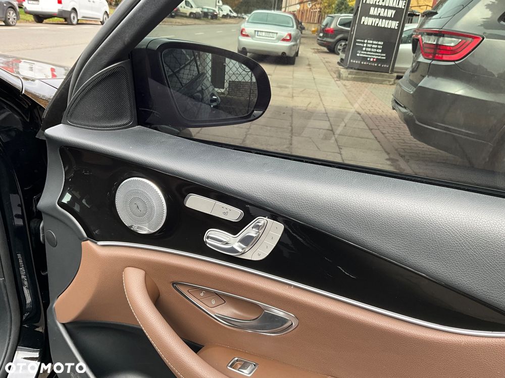 Mercedes-Benz Klasa E 300 9G-TRONIC - 5