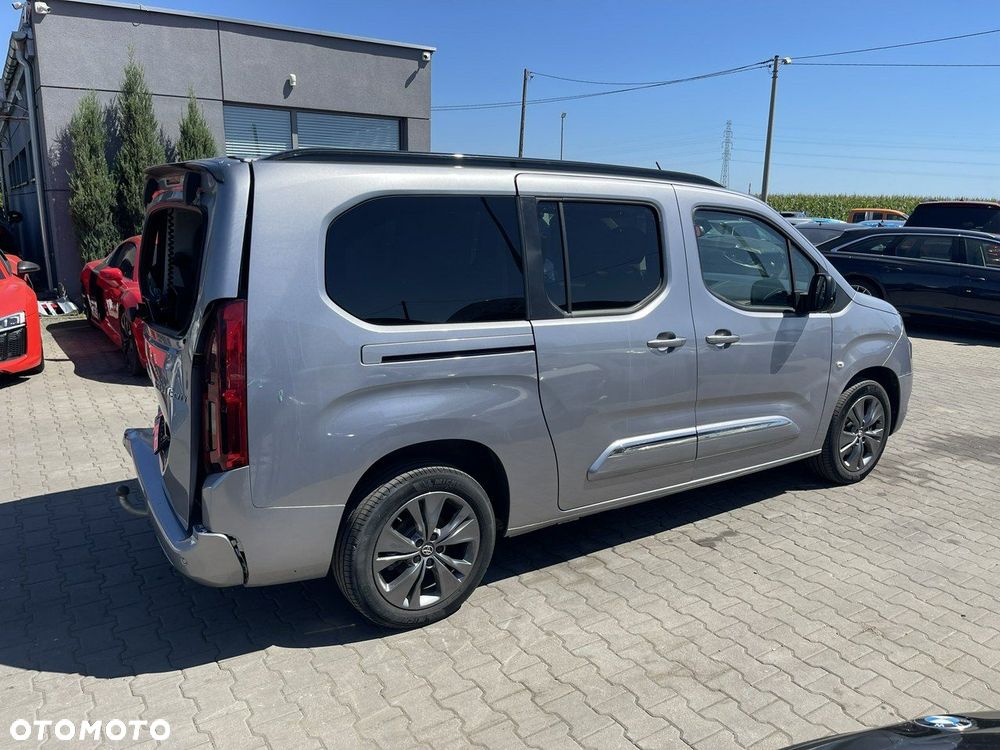 Toyota Proace City Verso 1.5 D-4D L2 Teamplayer 7-Sitzer - 2