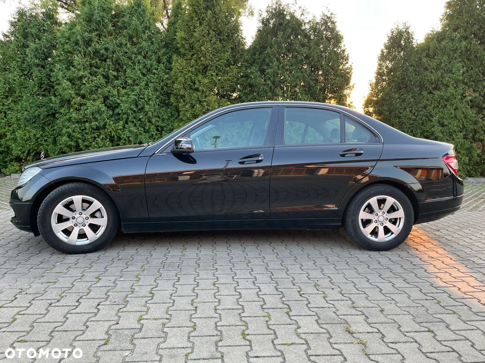Mercedes-Benz Klasa C 180 CDI DPF (BlueEFFICIENCY) Elegance - 6