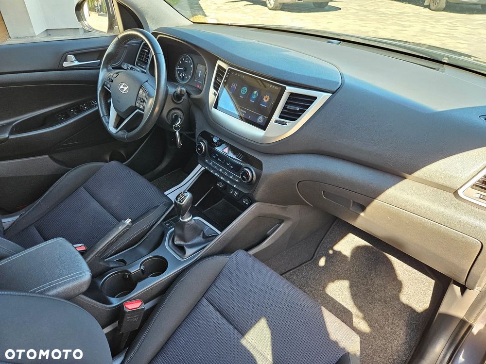 Hyundai Tucson 1.6 Turbo 2WD Navi - 9