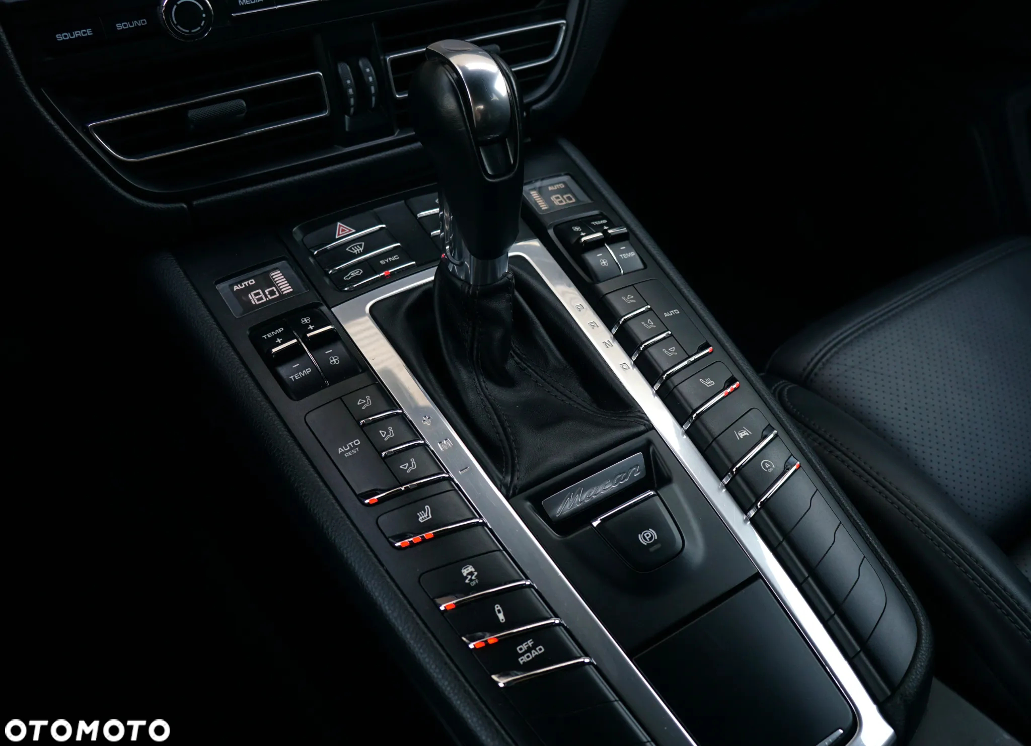 Porsche Macan Standard - 23