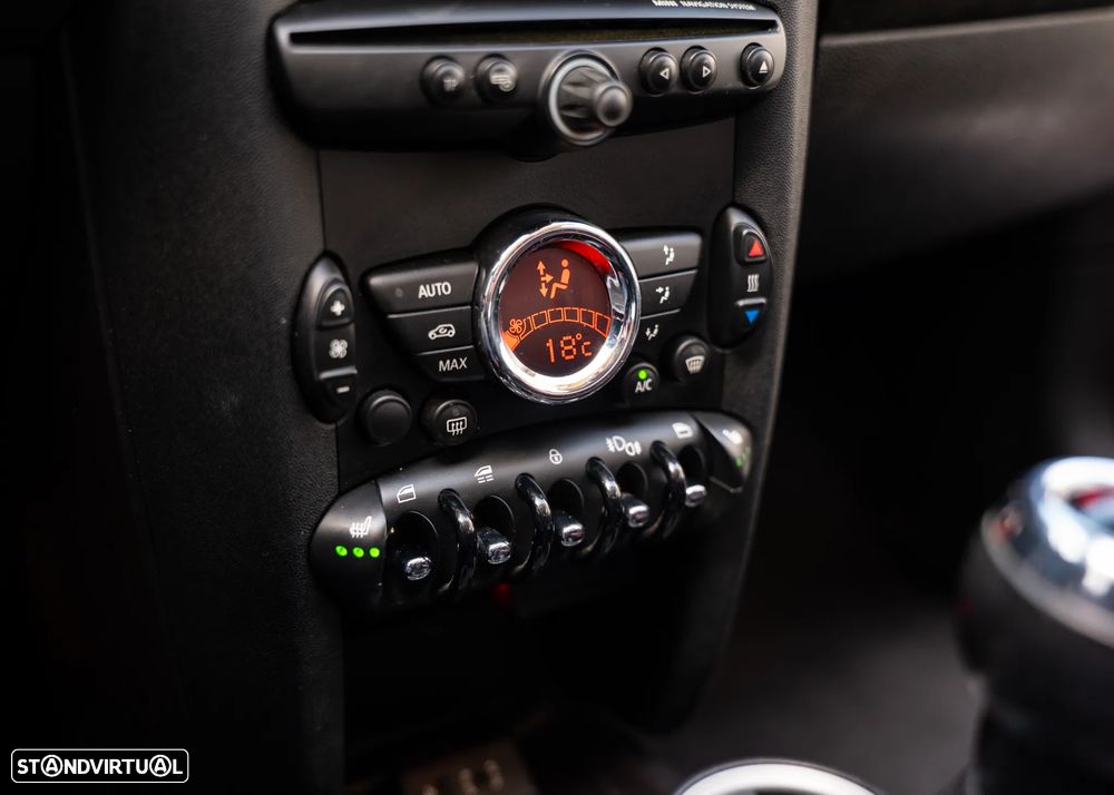 MINI Cabrio John Cooper Works 157g - 35