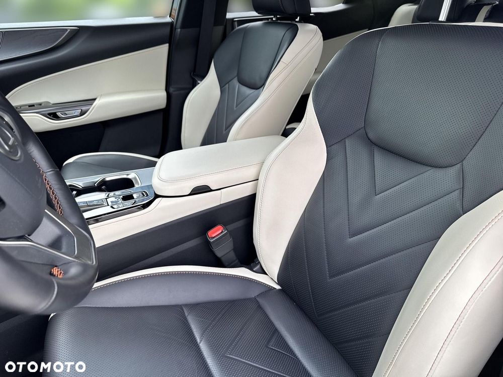 Lexus NX 350h Omotenashi AWD - 13