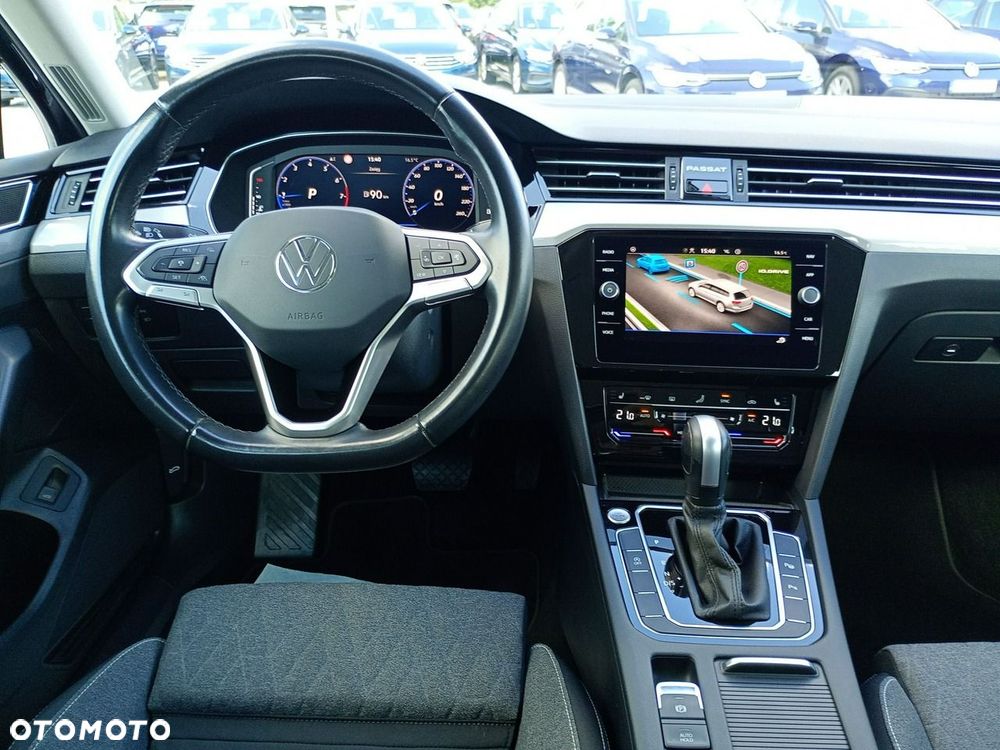 Volkswagen Passat Variant 1.5 TSI EVO Business DSG - 12