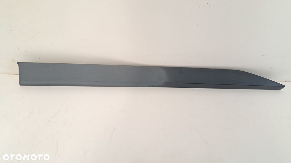 Listwa drzwi prawy przód SKODA Superb 3 III 3V NOWY ORG