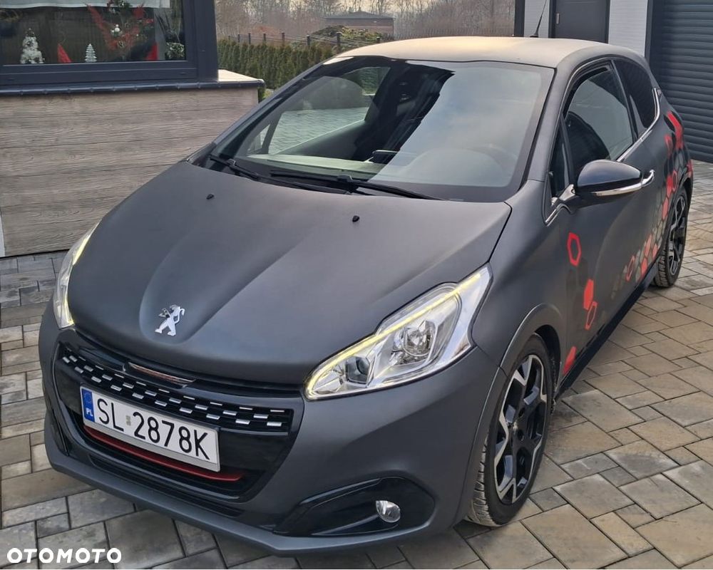 Peugeot 208 - 3