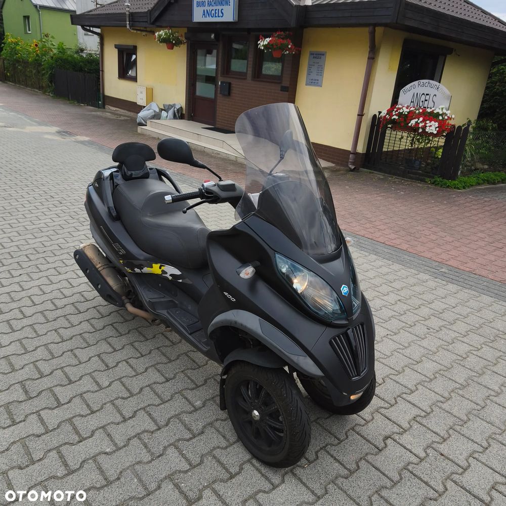 Piaggio MP-3 - 7