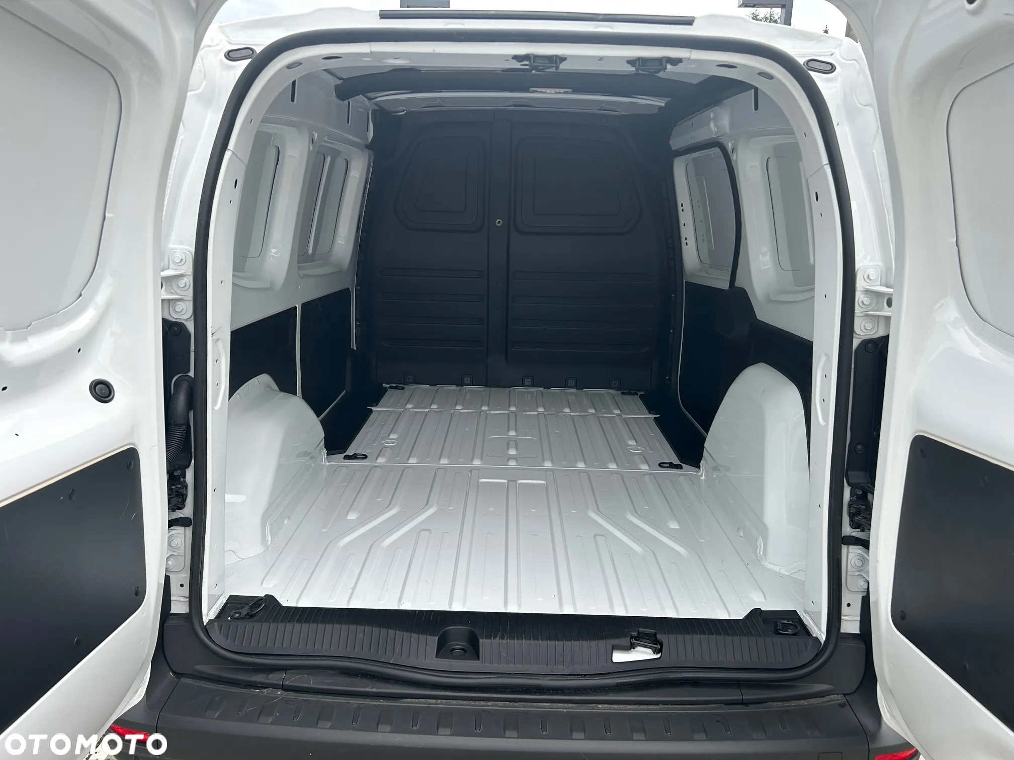 Renault Kangoo VAN Extra - 16
