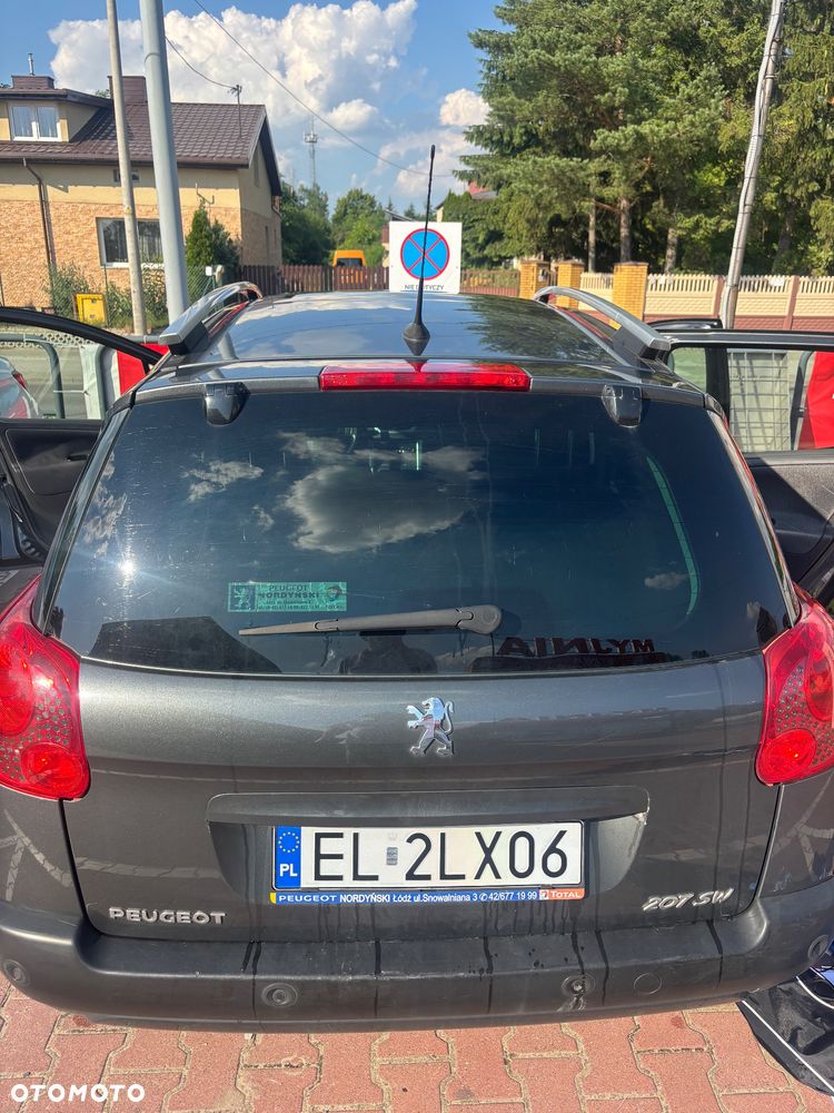 Peugeot 207 1.6 HDi Trendy - 9