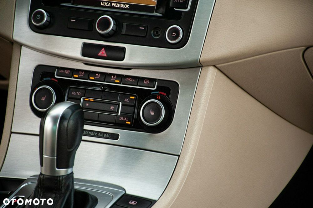 Volkswagen Passat CC - 31