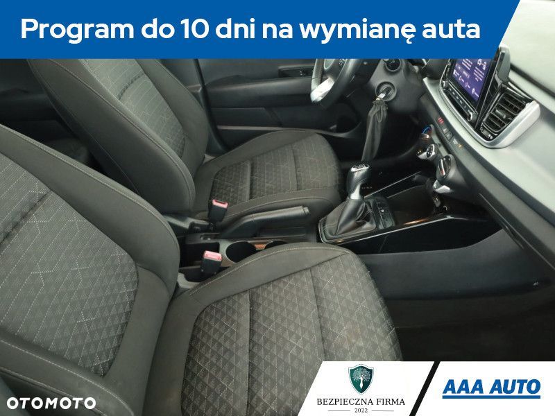 Kia Rio - 9