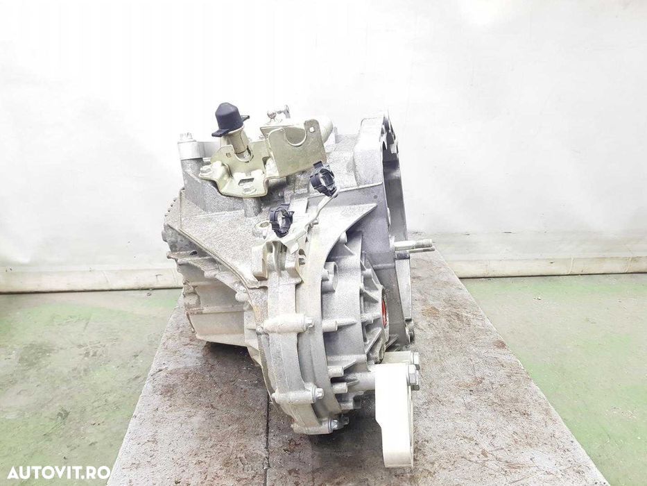 Cutie viteze Fiat Doblo II Facelift ; 1.6 Multijet; 6 Viteze; - 3