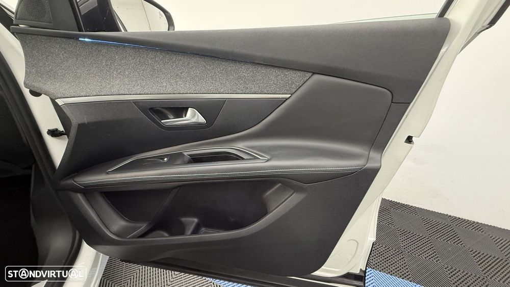 Peugeot 3008 1.2 PureTech Allure Grip Control EAT6 - 22