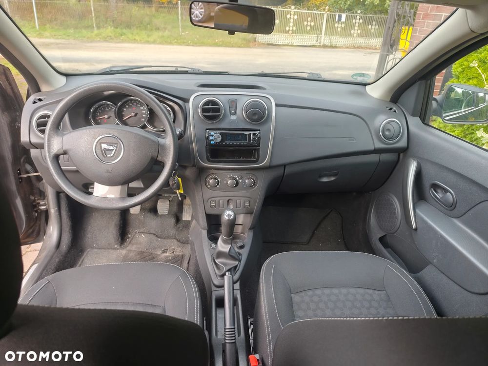 Dacia Sandero 1.2 16V 75 Essentiel - 17