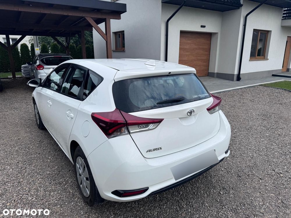 Toyota Auris 1.33 VVT-i Active - 6
