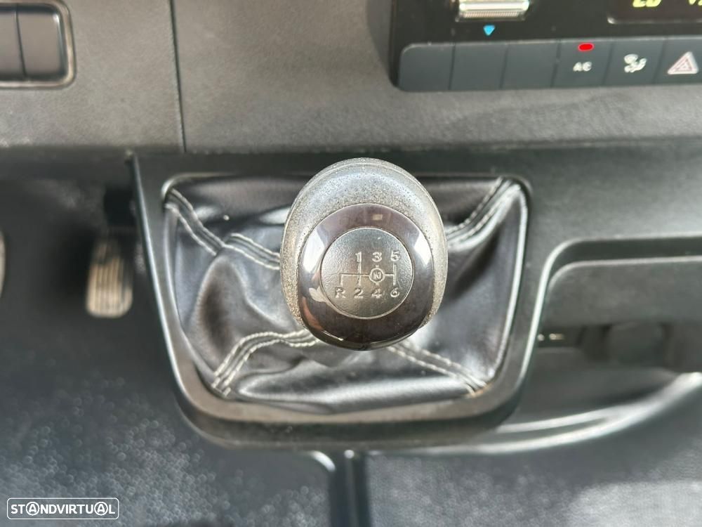 Mercedes-Benz Sprinter 2.0 - 311 CDi IVA Dedutível 3LUG. - 17