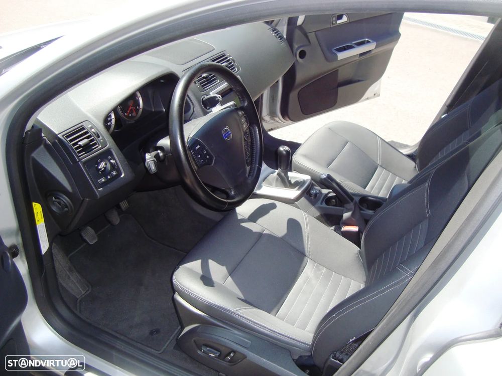 Volvo V50 2.0 D Nível 3 - 7