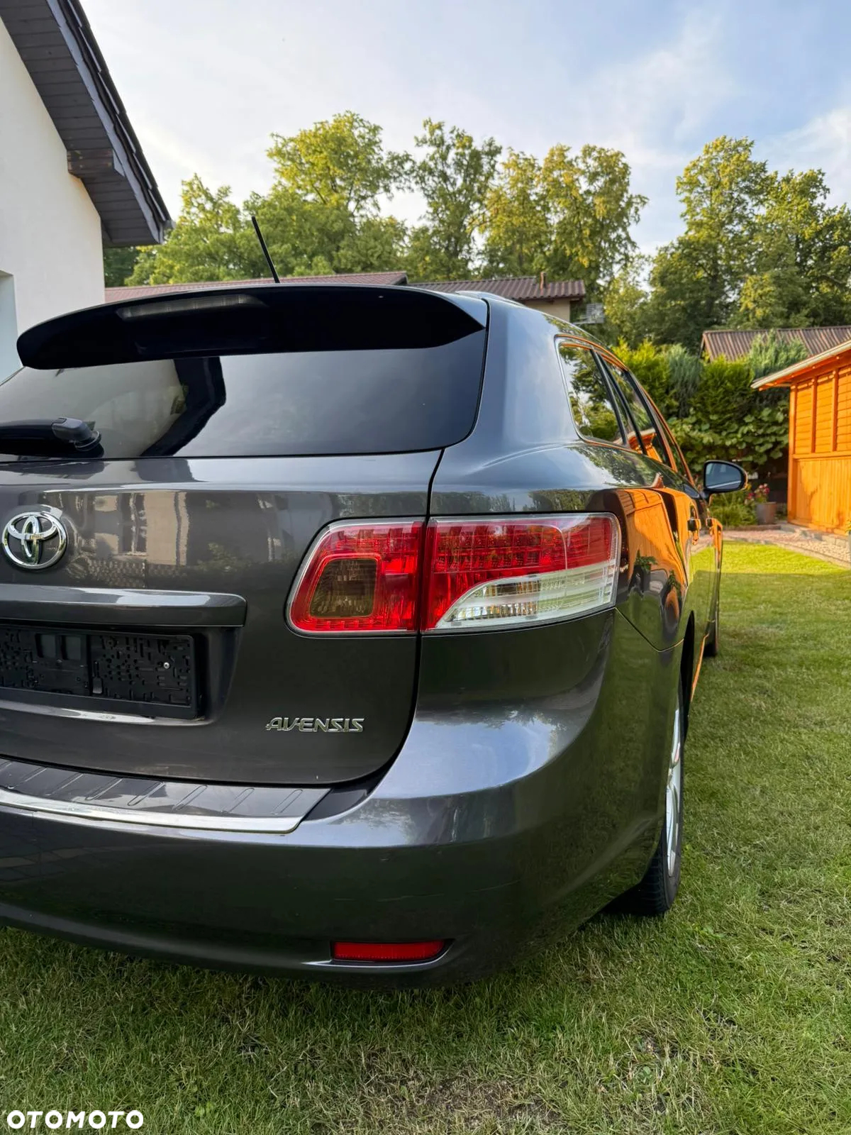 Toyota Avensis 2.2 D-4D Premium - 5