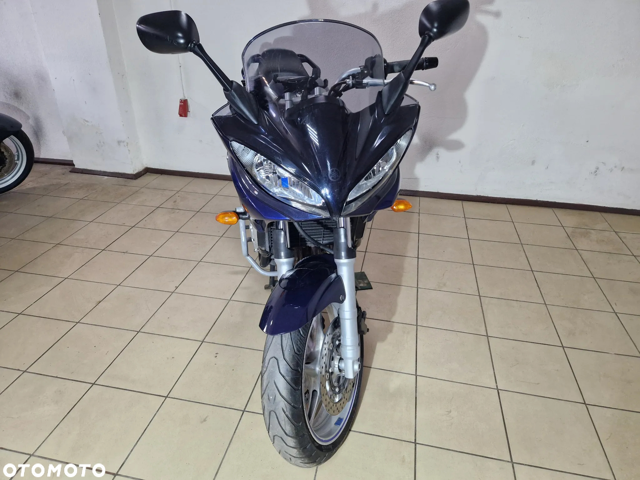 Yamaha FZ6 - 4