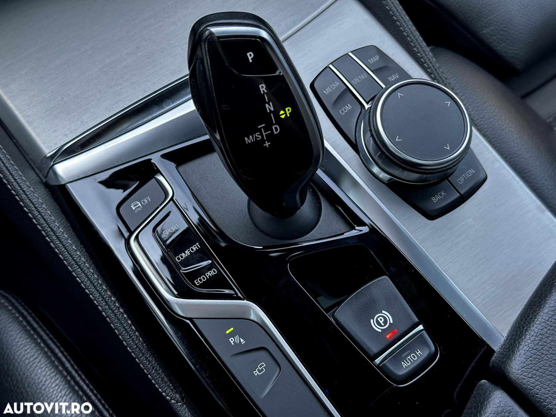 BMW Seria 5 530i AT - 20