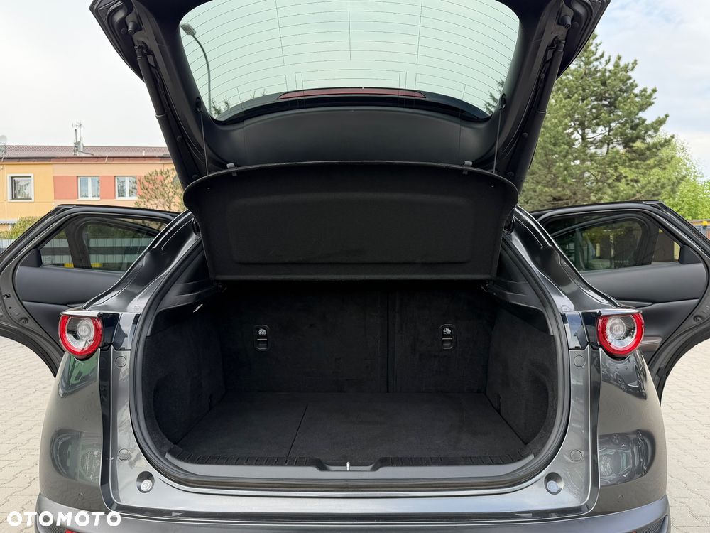 Mazda CX-30 SKYACTIV-X 2.0 M-Hybrid - 32