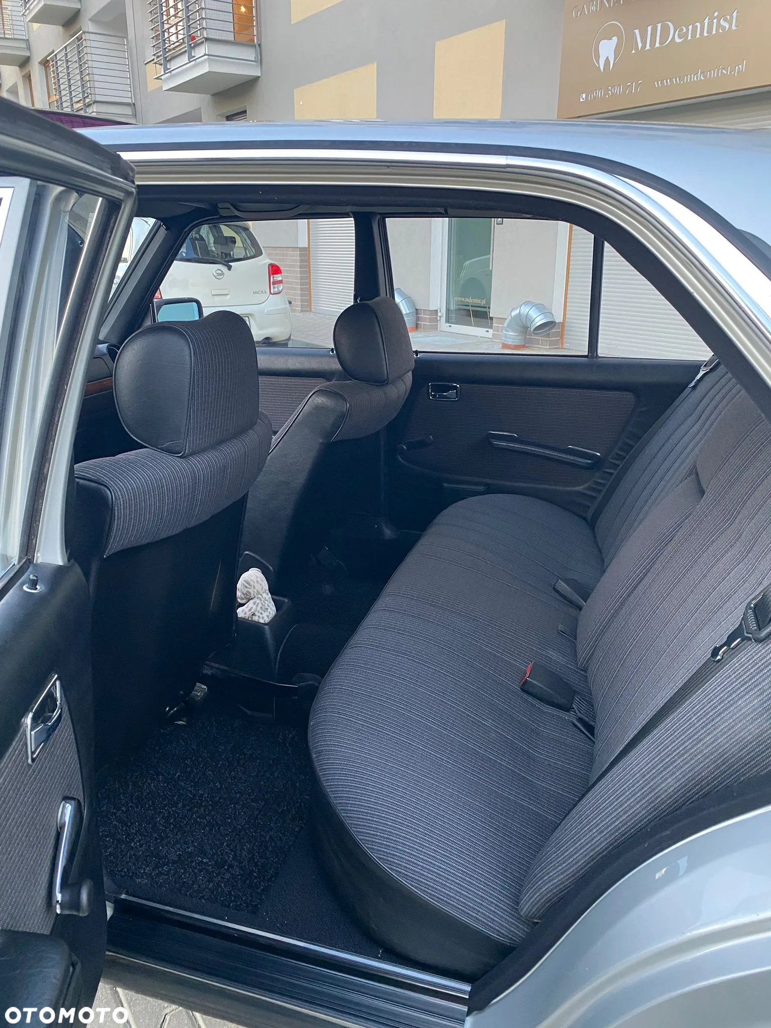 Mercedes-Benz W123 - 13