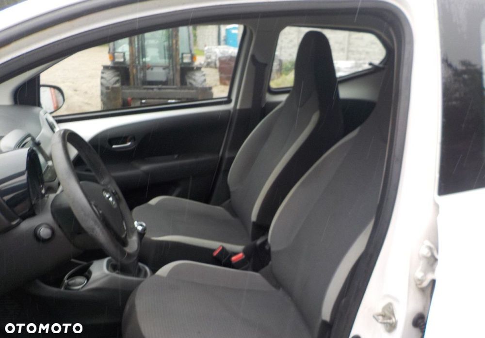 Toyota Aygo - 21