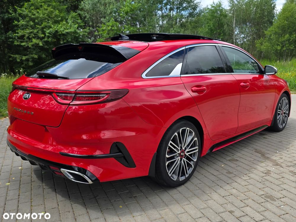 Kia ProCeed 1.6 T-GDI GT DCT - 18