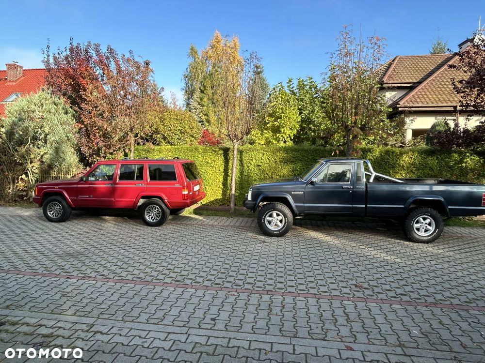 Jeep Cherokee - 3