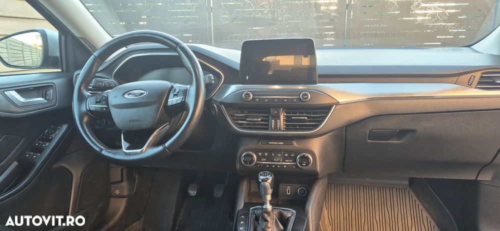 Ford Focus 1.5 EcoBlue Titanium - 6