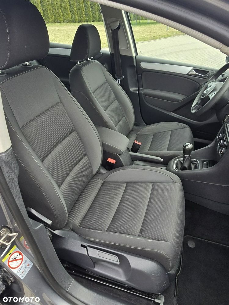 Volkswagen Golf - 19