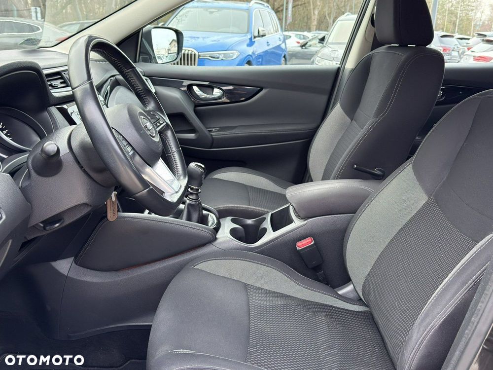 Nissan Qashqai - 12