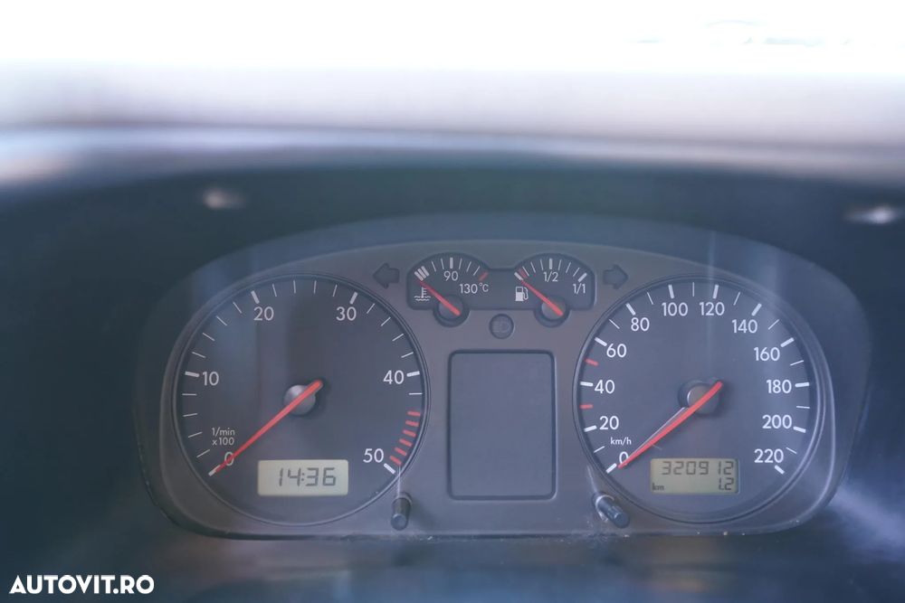 Volkswagen Transporter - 26