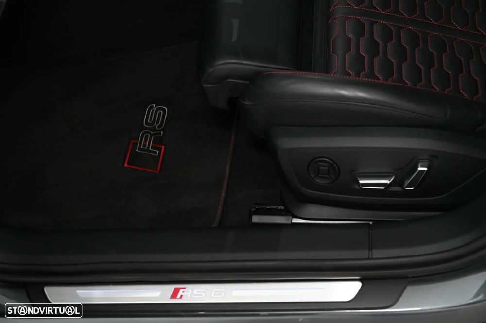 Audi RS6 Avant 4.0 TFSI quattro Tiptronic - 26