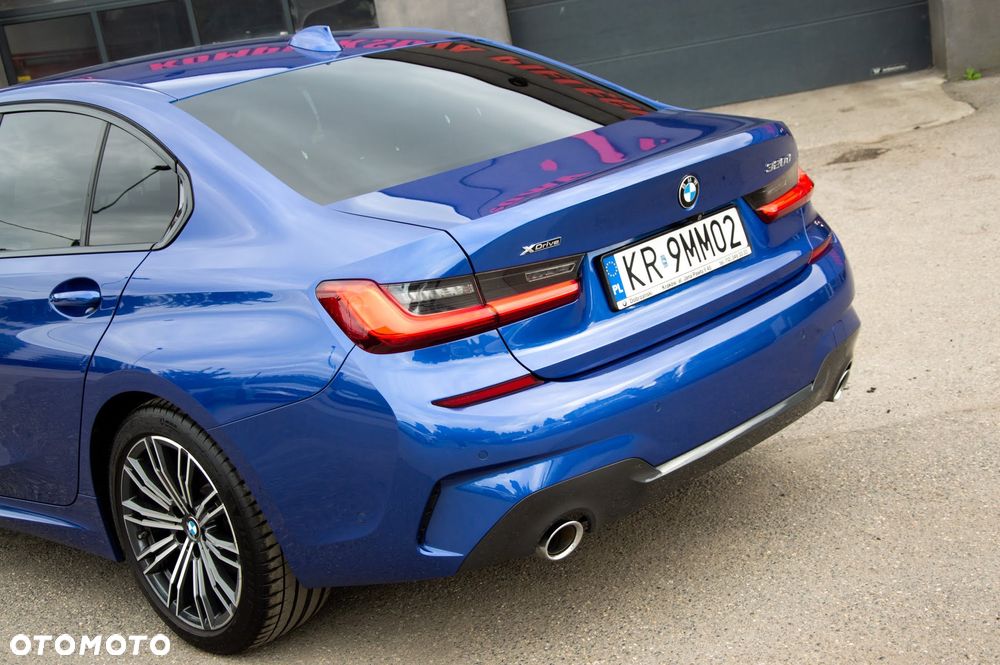 BMW Seria 3 320d xDrive M Sport - 2