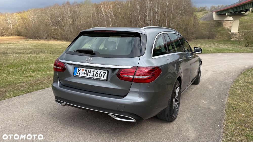 Mercedes-Benz Klasa C 200 d 9G-TRONIC - 31
