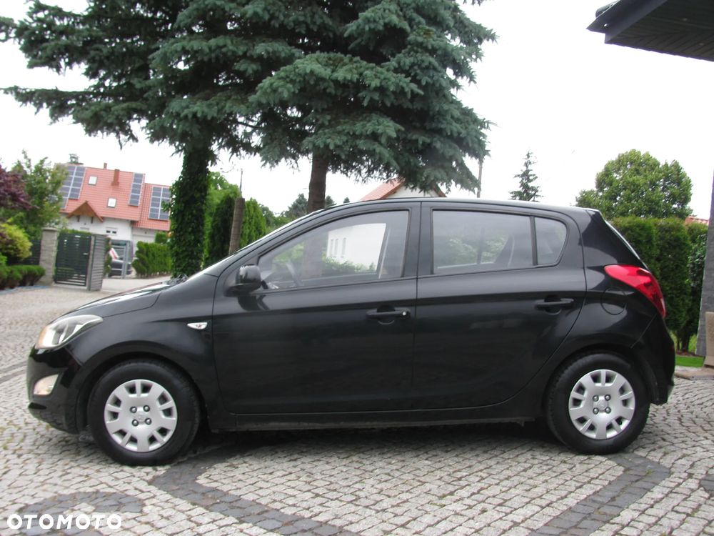Hyundai i20 1.2 Fifa World Cup Edition - 4