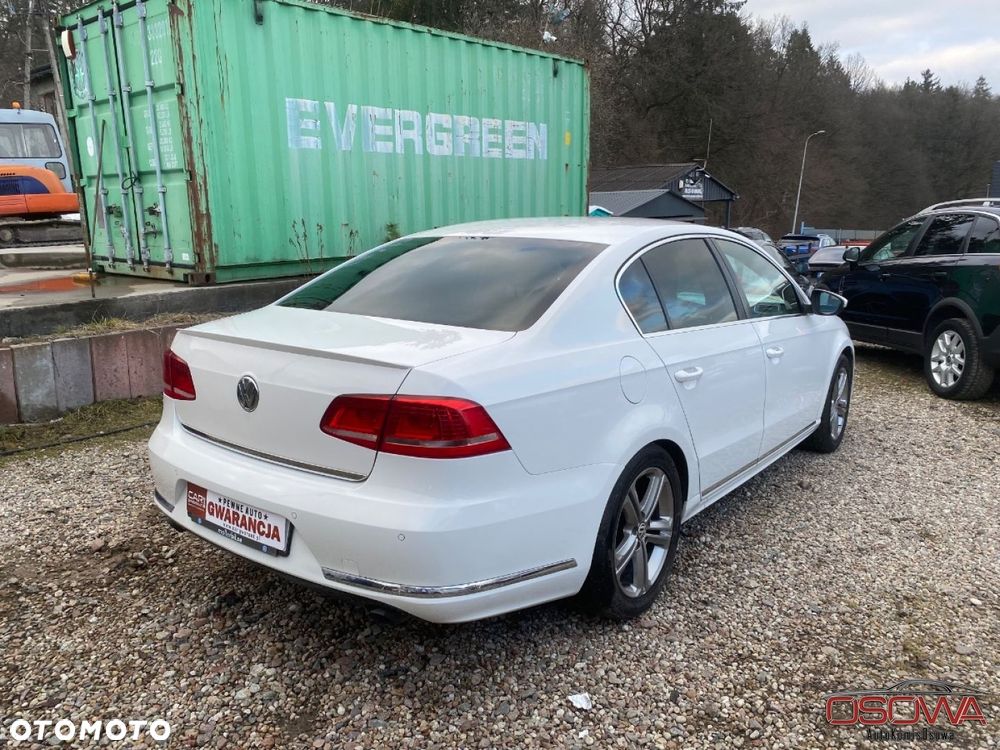 Volkswagen Passat - 17