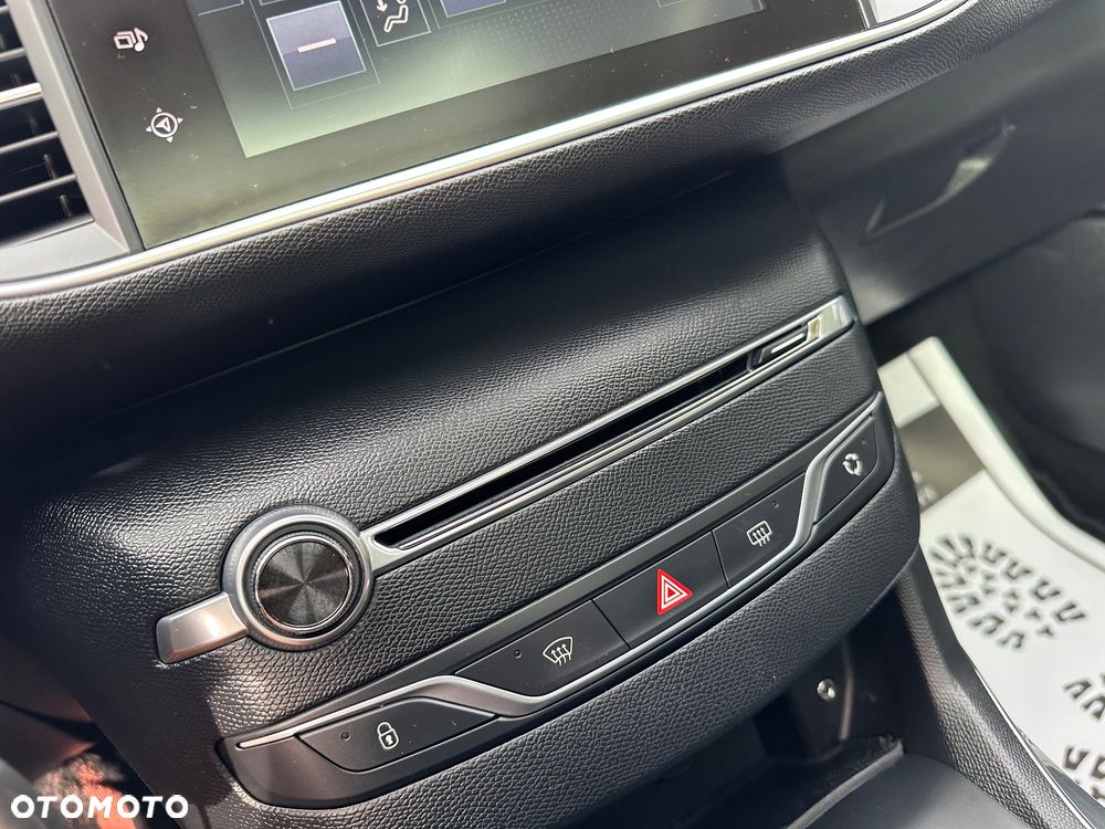 Peugeot 308 - 30