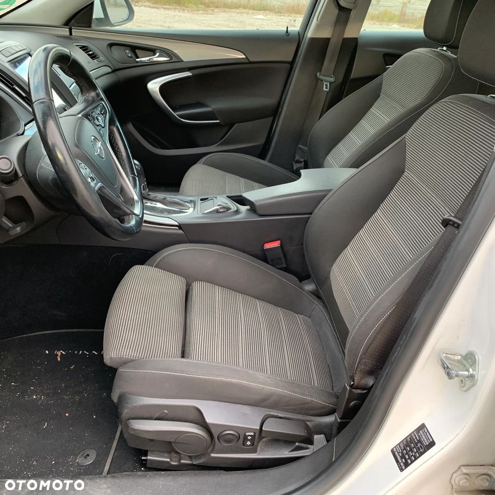 Opel Insignia - 22