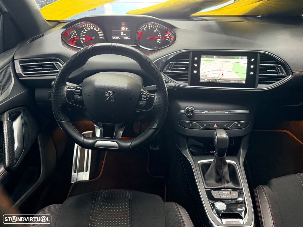 Peugeot 308 SW 2.0 BlueHDi GT Line EAT6 - 24