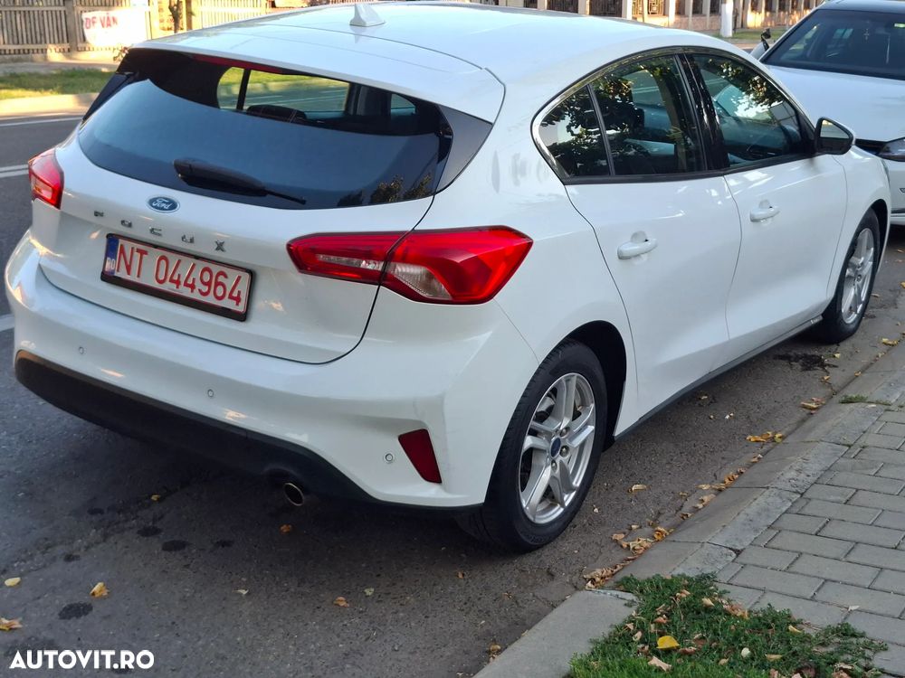 Ford Focus 1.5 EcoBlue Start-Stopp-System ACTIVE - 2