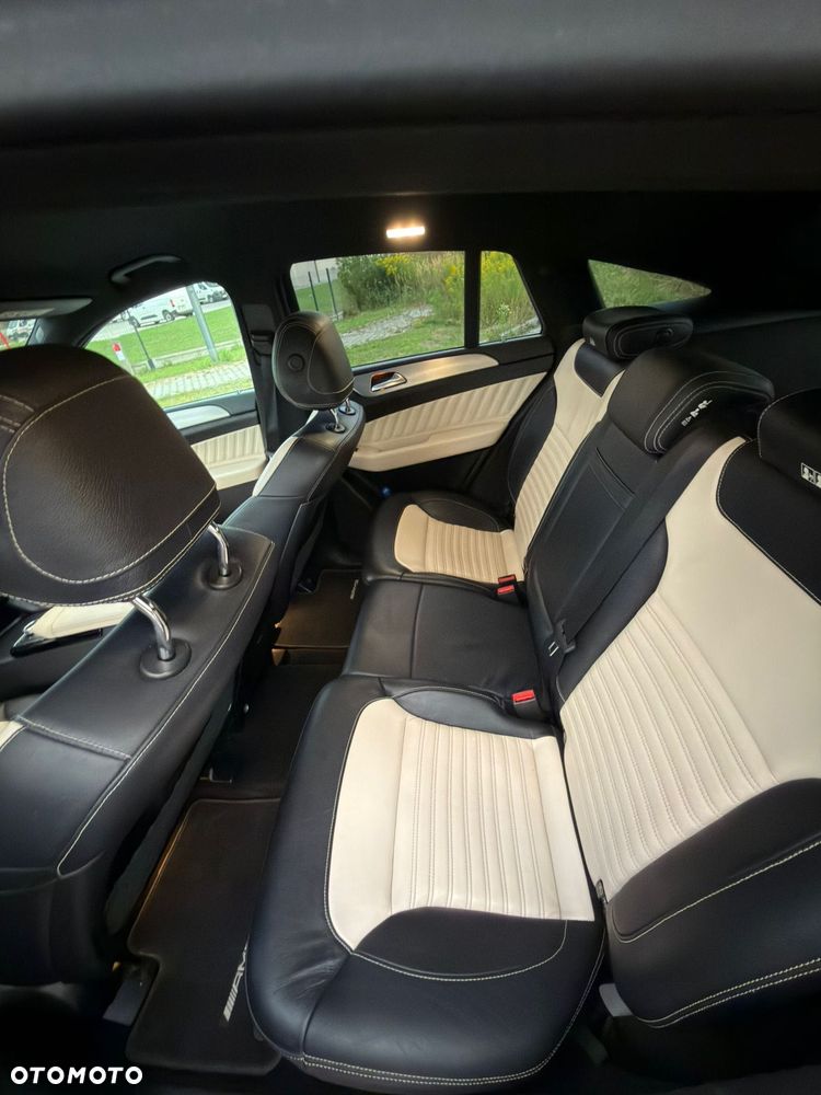 Mercedes-Benz GLE - 4
