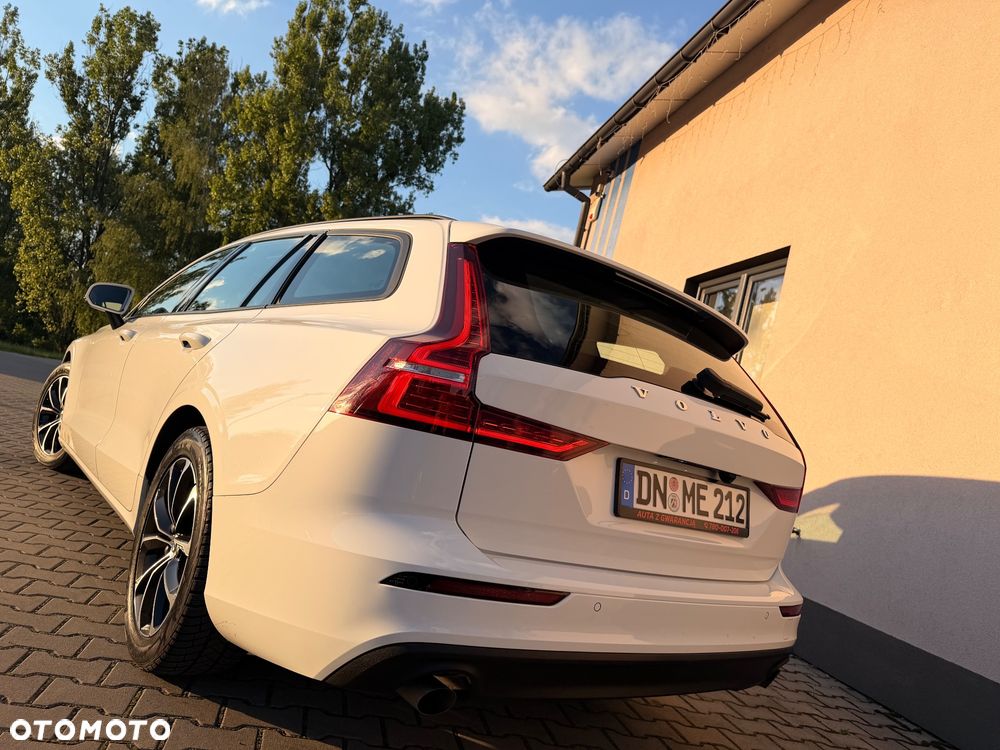 Volvo V60 T4 Geartronic Momentum Pro - 24